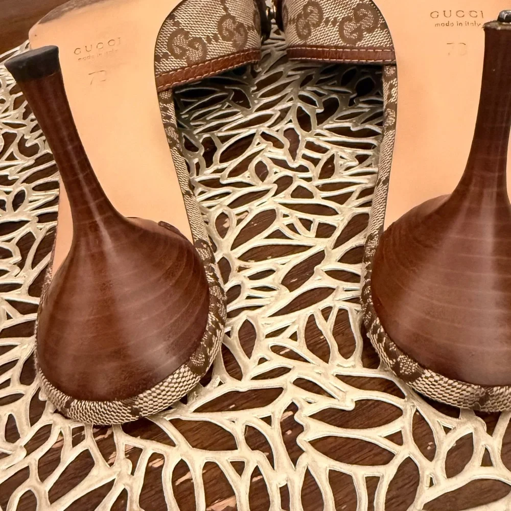 Vintage Gucci Brown Bamboo Logo Mules - Picture 7 of 15
